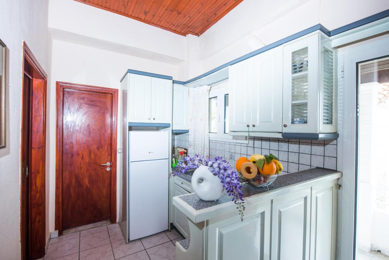 Pantelis Apartments Айос-Георгіос Екстер'єр фото