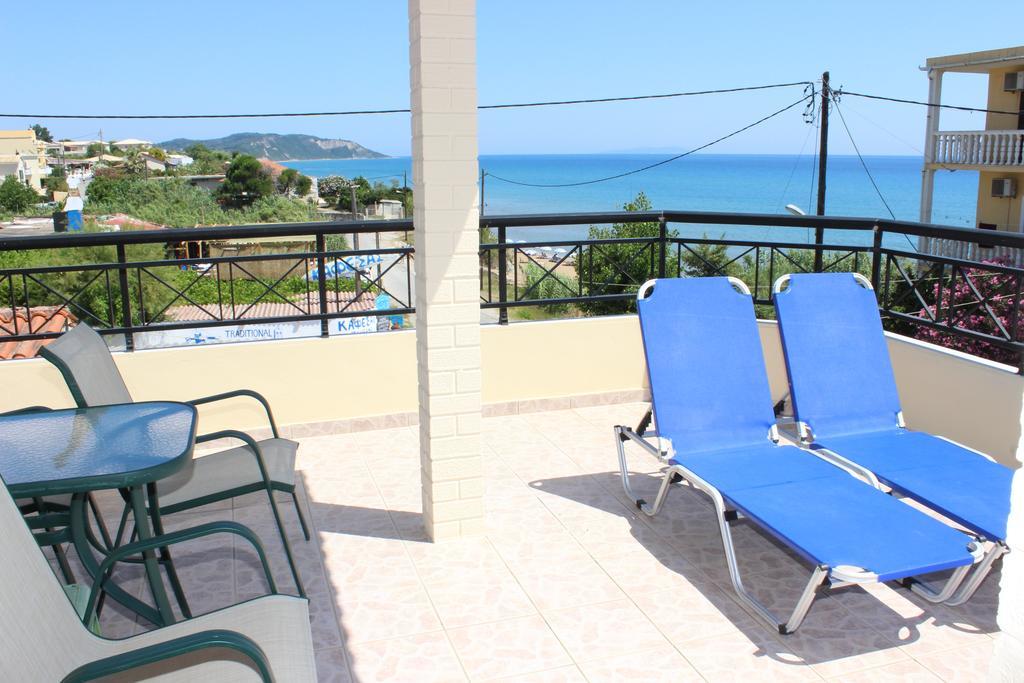 Pantelis Apartments Айос-Георгіос Екстер'єр фото